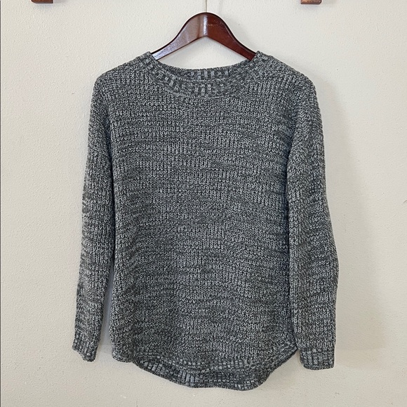 SO Knit Sweater Gray Long-Sleeve Acrylic Fall Winter Casual Size Large - Picture 1 of 11